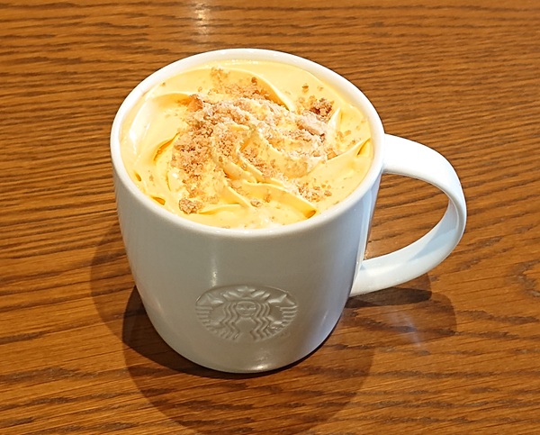 スタバ シュークリームラテ 甘さ控えめ